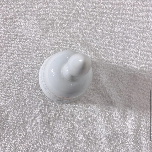 Vintage White Red Sarnia Ceramic Souvenir Bell - Picture 8 of 10